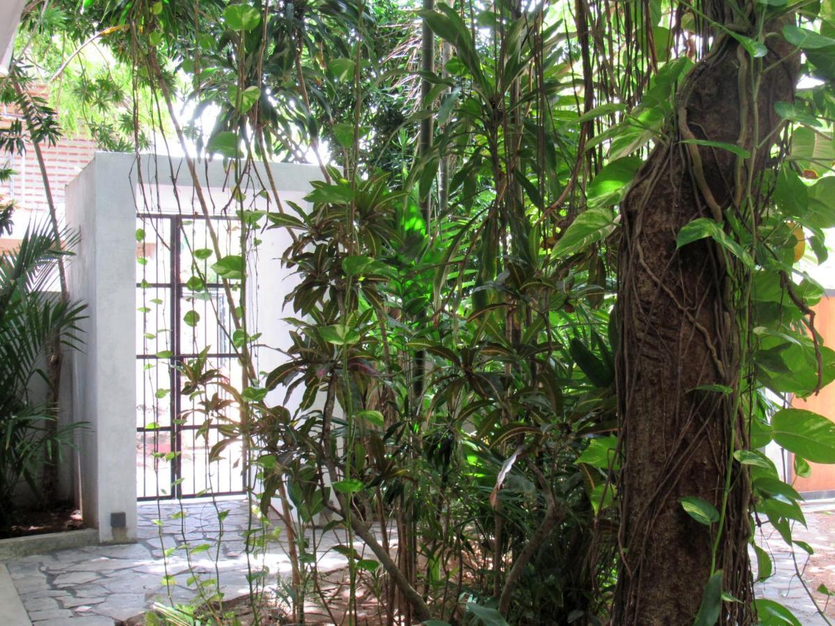 Sayura House Hotel Colombo Luaran gambar