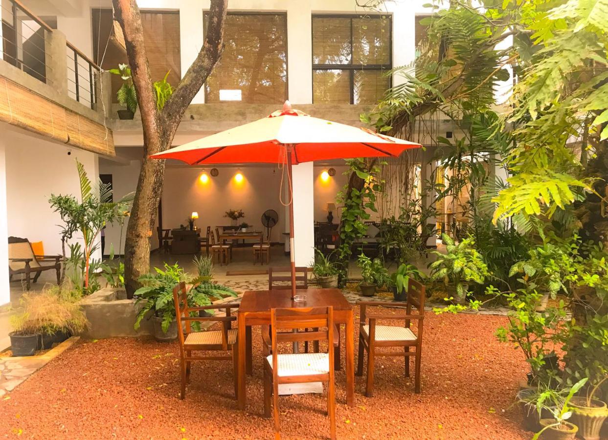 Sayura House Hotel Colombo Luaran gambar