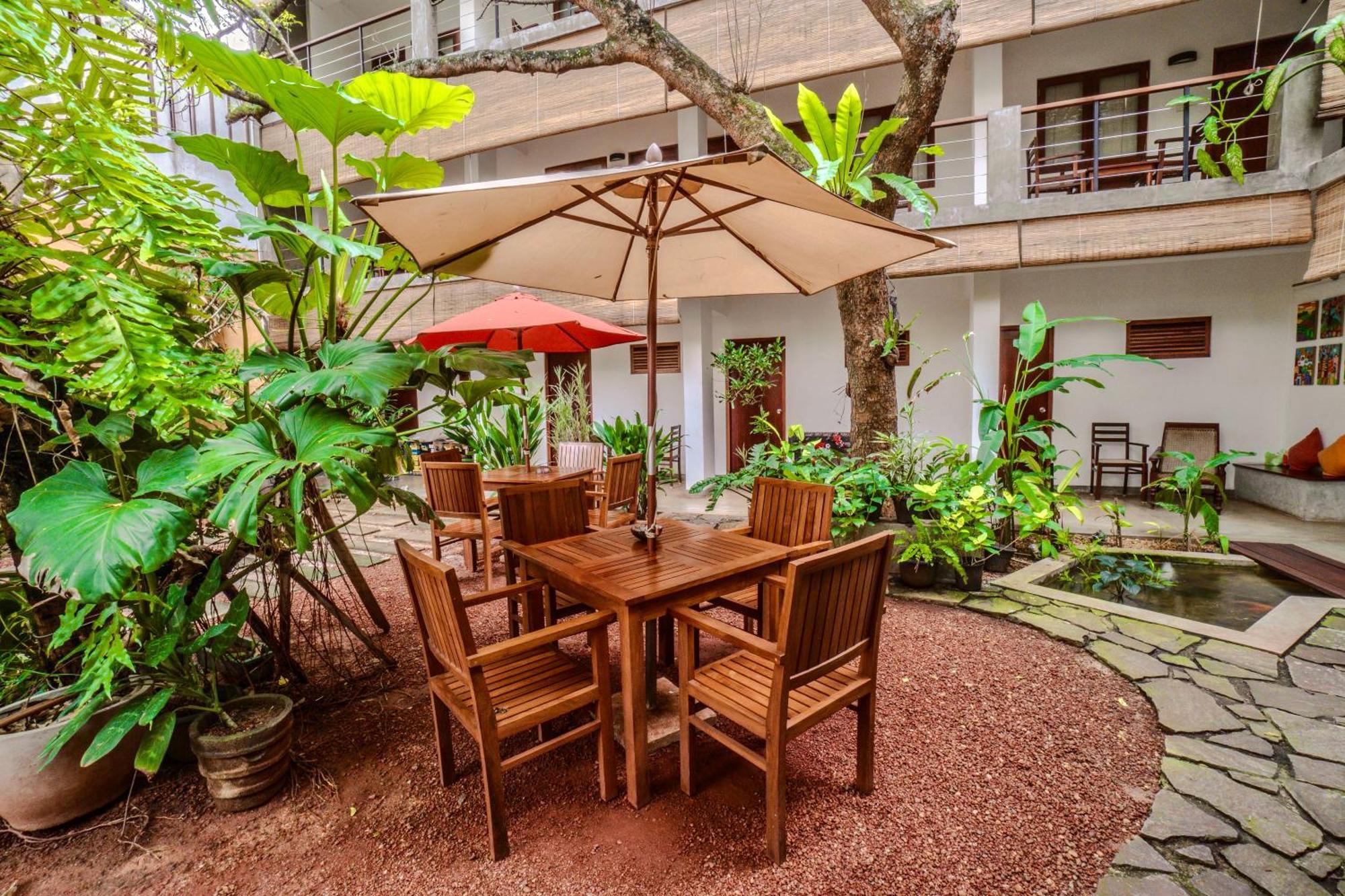 Sayura House Hotel Colombo Luaran gambar